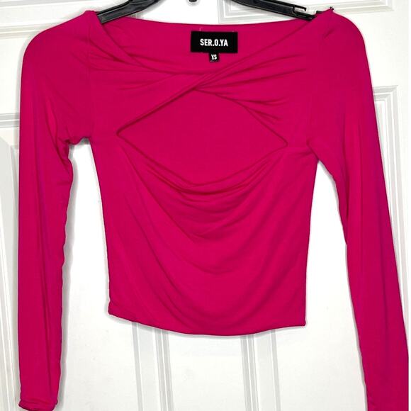 Ser.O.Ya x REVOLVE Artemis Top in Hot Pink XS - Picture 8 of 8